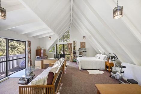 Photo of property in 6 Te Papa Road, Kawakawa Bay, Papakura, 2585