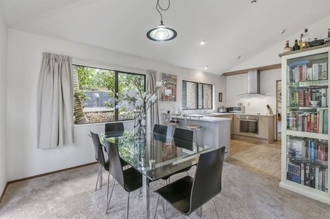 Photo of property in 25 Stephanie Close, Glenfield, Auckland, 0629
