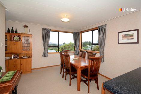 Photo of property in 35 Pioneer Crescent, Helensburgh, Dunedin, 9010