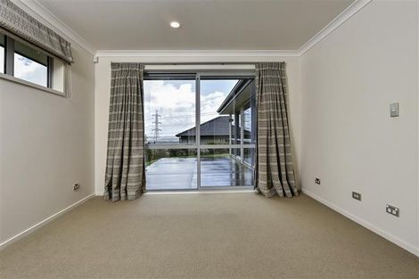 Photo of property in 28 Alexia Place, Flat Bush, Auckland, 2105