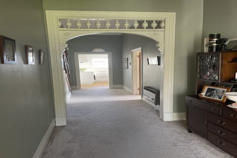 Photo of property in 56 Paynters Avenue, Strandon, New Plymouth, 4312