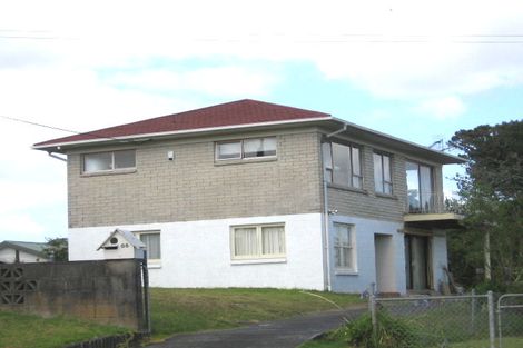 Photo of property in 70 Aeroview Drive, Beach Haven, Auckland, 0626