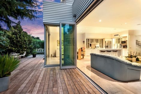 Photo of property in 23c Cathedral Place, Parnell, Auckland, 1052