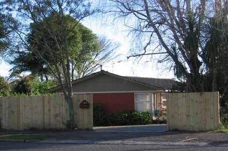 Photo of property in 77 Knighton Road, Hillcrest, Hamilton, 3216