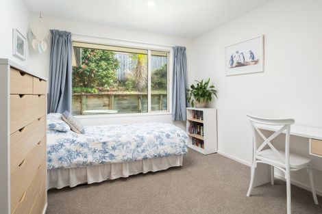 Photo of property in 2 Whitby Close, Waikawa, Picton, 7220