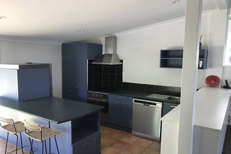 Photo of property in 26 Kiwi Crescent, Tawa, Wellington, 5028