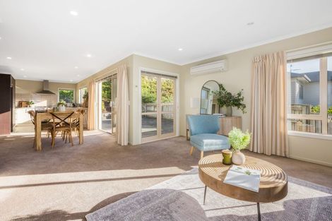 Photo of property in 19 Aspiring Terrace, Aotea, Porirua, 5024