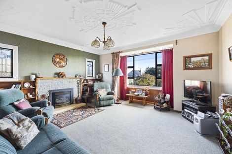 Photo of property in 18 Egmont Street, Hawera, 4610