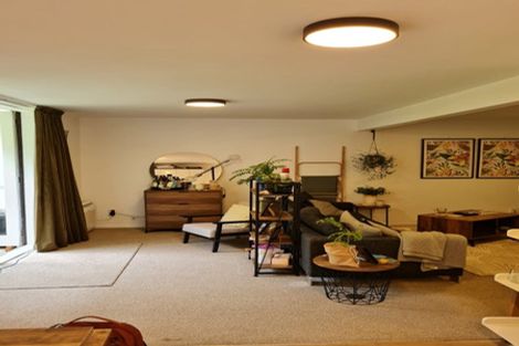 Photo of property in 141 Churton Drive, Churton Park, Wellington, 6037