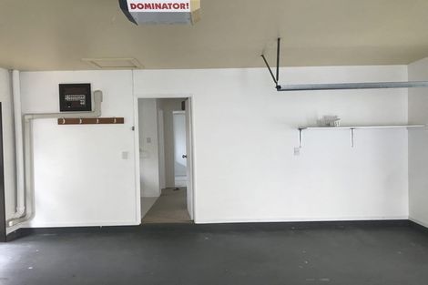 Photo of property in 20 Taupata Street, Redcliffs, Christchurch, 8081