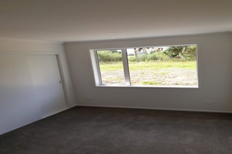 Photo of property in 1363 State Highway 16, Waimauku, 0883