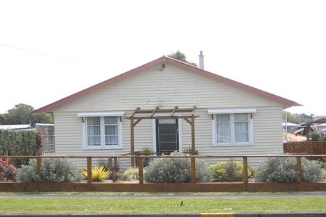 Photo of property in 4 Antonio Street, Stratford, 4332