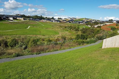 Photo of property in 27 Kilbryde Crescent, Pokeno, 2402