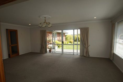 Photo of property in 3 Riverton Terrace, Halswell, Christchurch, 8025