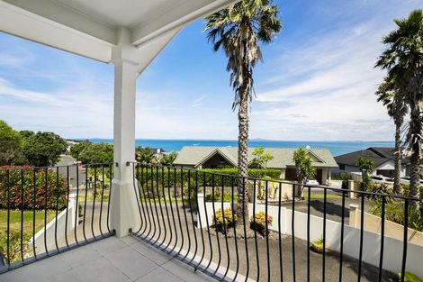 Photo of property in 36 Beauvoir Avenue, Matakatia, Whangaparaoa, 0930