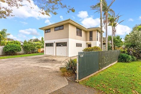 Photo of property in 54 Kon Tiki Road, Whiritoa, Whangamata, 3691