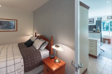 Photo of property in 113a Glenmore Street, Kelburn, Wellington, 6012