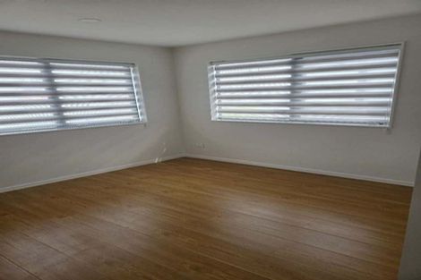 Photo of property in 28b Tiraumea Drive, Pakuranga, Auckland, 2010