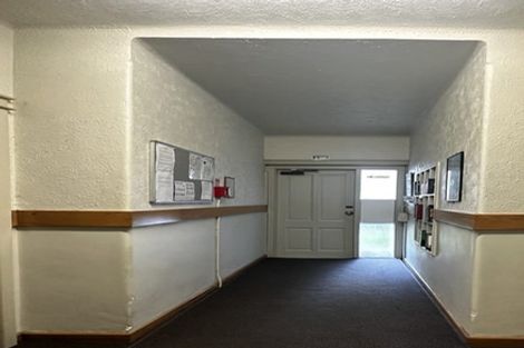 Photo of property in San Marino Apartments, 4/4 Oak Park Avenue, Te Aro, Wellington, 6011