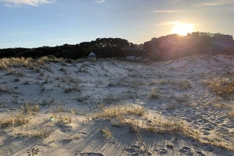 Photo of property in 679 Cove Road, Waipu, 0582