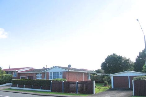 Photo of property in 34 Reeves Road, Pakuranga, Auckland, 2010