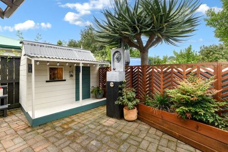 Photo of property in 2 Sabana Place, Bethlehem, Tauranga, 3110