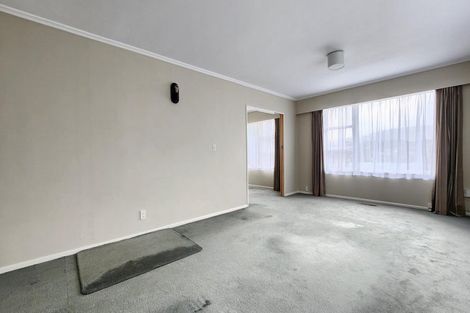 Photo of property in 10 Oriel Avenue, Tawa, Wellington, 5028