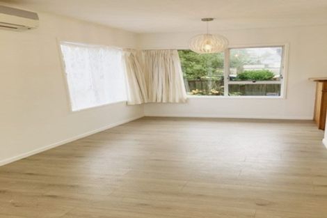 Photo of property in 302 Royal Road, Massey, Auckland, 0614