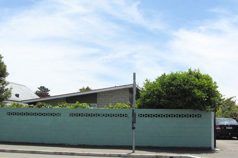 Photo of property in 2/279 Wainoni Road, Avondale, Christchurch, 8061