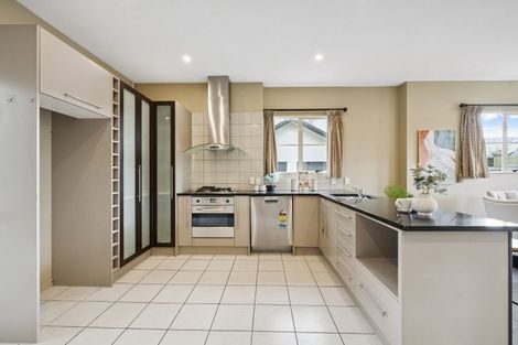 Photo of property in 187m Great South Road, Greenlane, Auckland, 1051