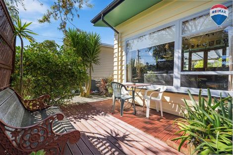 Photo of property in 7 James Grove, Stokes Valley, Lower Hutt, 5019
