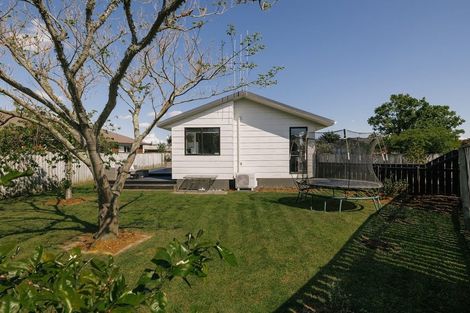 Photo of property in 21 Peppertree Glade, Kelvin Grove, Palmerston North, 4414