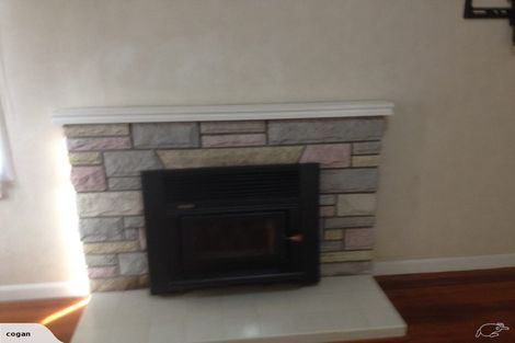 Photo of property in 9 Second Avenue, Avenues, Whangarei, 0110