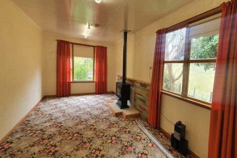 Photo of property in 30 Wikitoria Road, Putiki, Whanganui, 4501