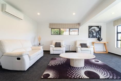 Photo of property in 14 Ronald Woolf Place, Churton Park, Wellington, 6037