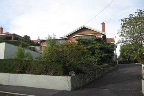 Photo of property in 114 Signal Hill Road, Opoho, Dunedin, 9010