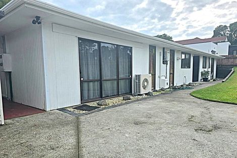 Photo of property in 168 Weatherly Road, Torbay, Auckland, 0630