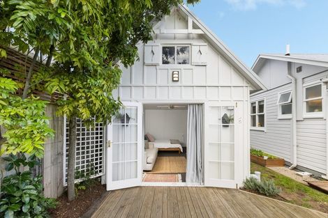 Photo of property in 27a Valley Road, Mount Maunganui, 3116