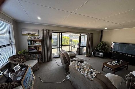 Photo of property in 3 Hartland Place, Welbourn, New Plymouth, 4312