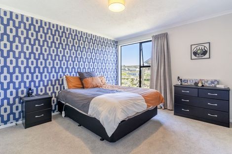 Photo of property in 14 Calder Place, Winton, 9720