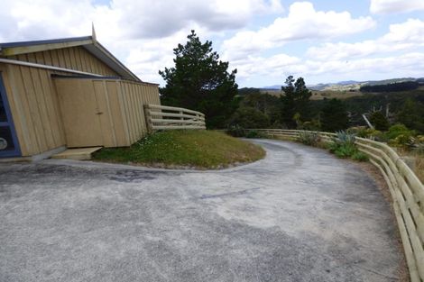 Photo of property in 462 Franklin Road, Paparoa, 0571