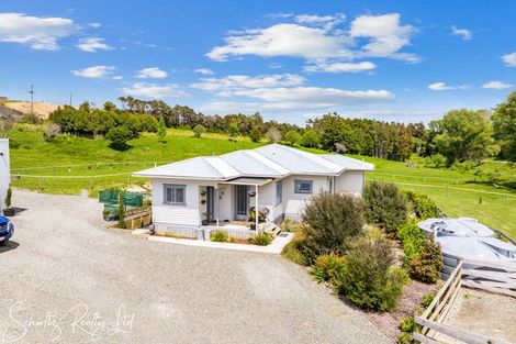 Photo of property in 26 Brynderwyn Road, Brynderwyn, Maungaturoto, 0587