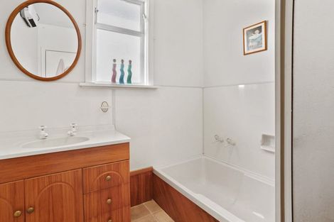 Photo of property in 43 Stanbury Avenue, Somerfield, Christchurch, 8024