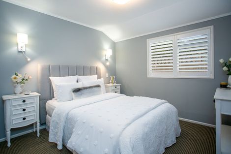 Photo of property in 6 Abergeldie Way, Cambridge, 3434