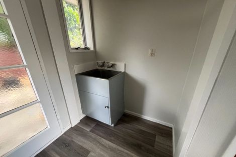 Photo of property in 2/206 Ruahine Street, Roslyn, Palmerston North, 4414