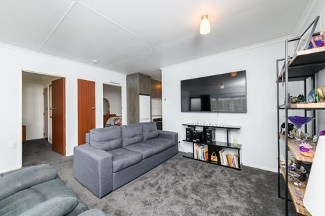 Photo of property in 2/299 Ruahine Street, Terrace End, Palmerston North, 4410