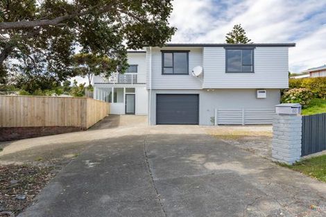 Photo of property in 60 Downes Street, Titahi Bay, Porirua, 5022