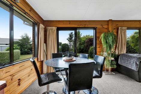 Photo of property in 1 Albert Street, Hawera, 4610