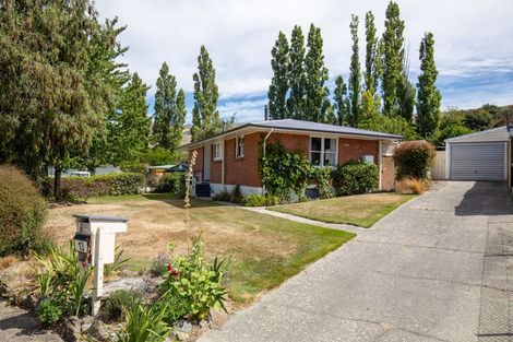 Photo of property in 13 Tamblyn Drive, Lake Roxburgh Village, Roxburgh, 9571