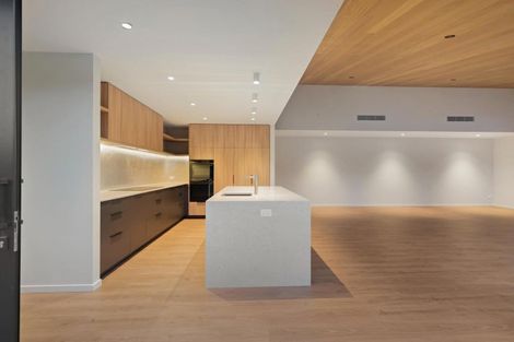 Photo of property in 6 Red Deer Rise, Kelvin Heights, Queenstown, 9300